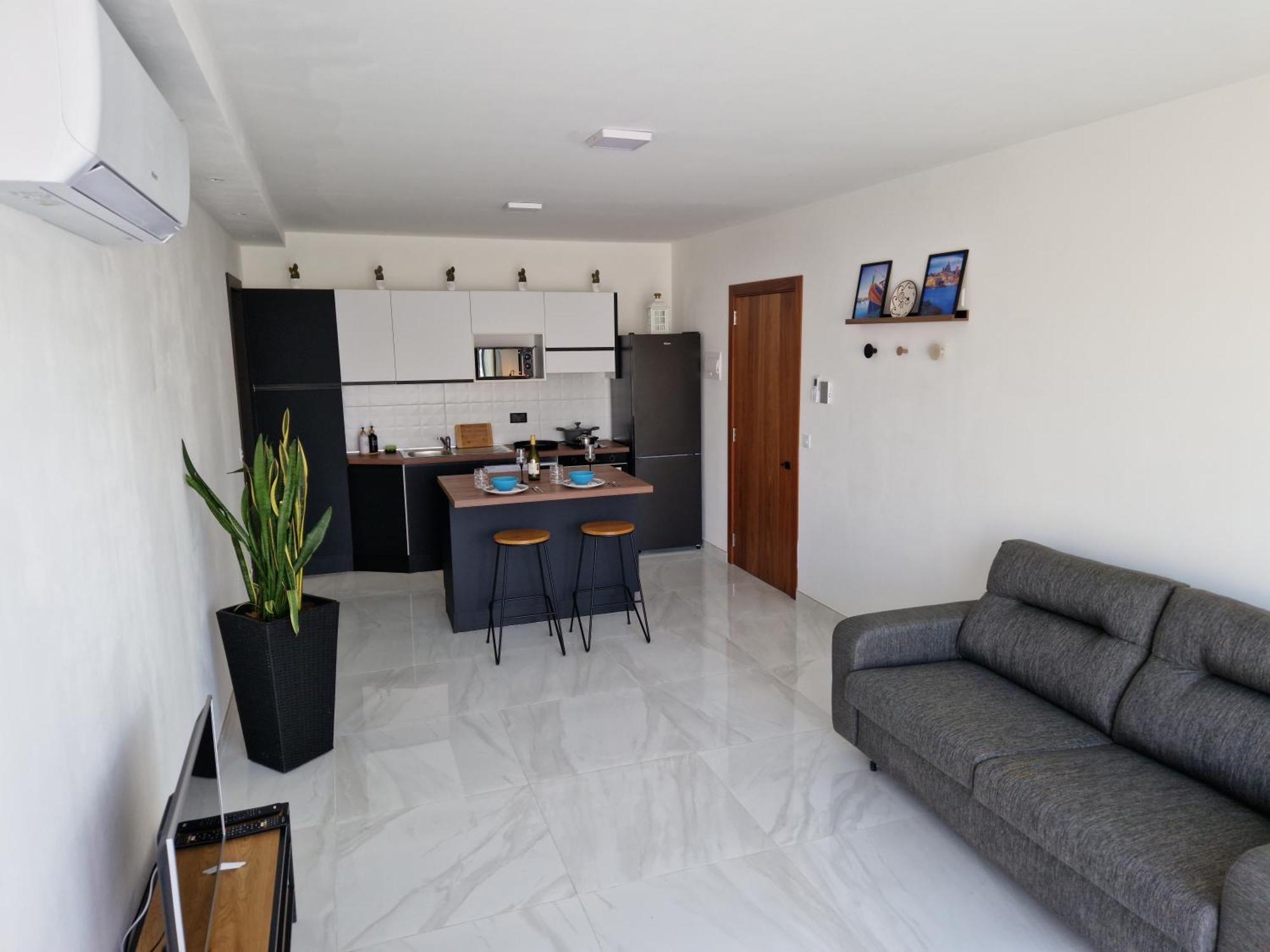 Appartement Sea View New Penthouse Terrace & Garage Parking à San Pawl il-Baħar Extérieur photo