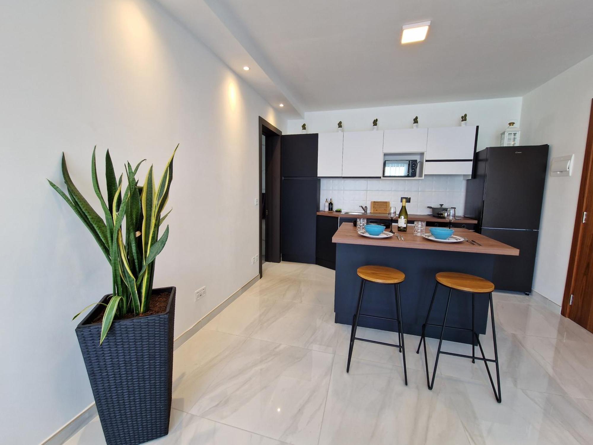 Appartement Sea View New Penthouse Terrace & Garage Parking à San Pawl il-Baħar Extérieur photo